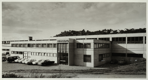 Neubau in Leonberg 1970 für die Produktion der Shell - Atlanten